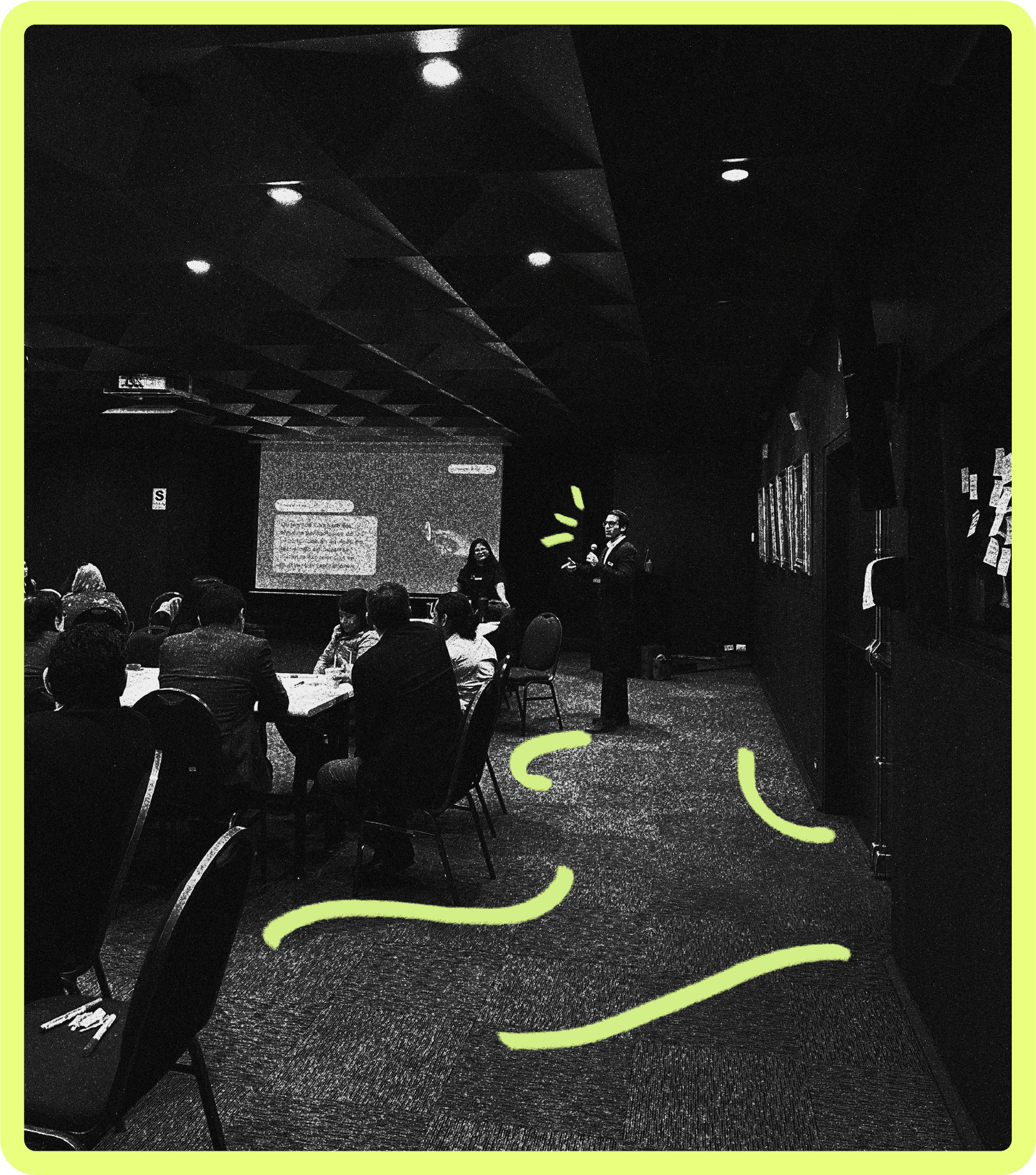 +50 participantes en sala en un taller del BCRP